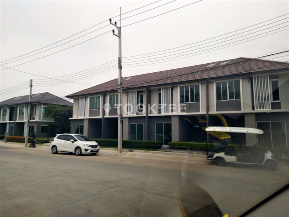 พฤกษาวิลล์ 84 พหลโยธิน (ม.กรุงเทพ)